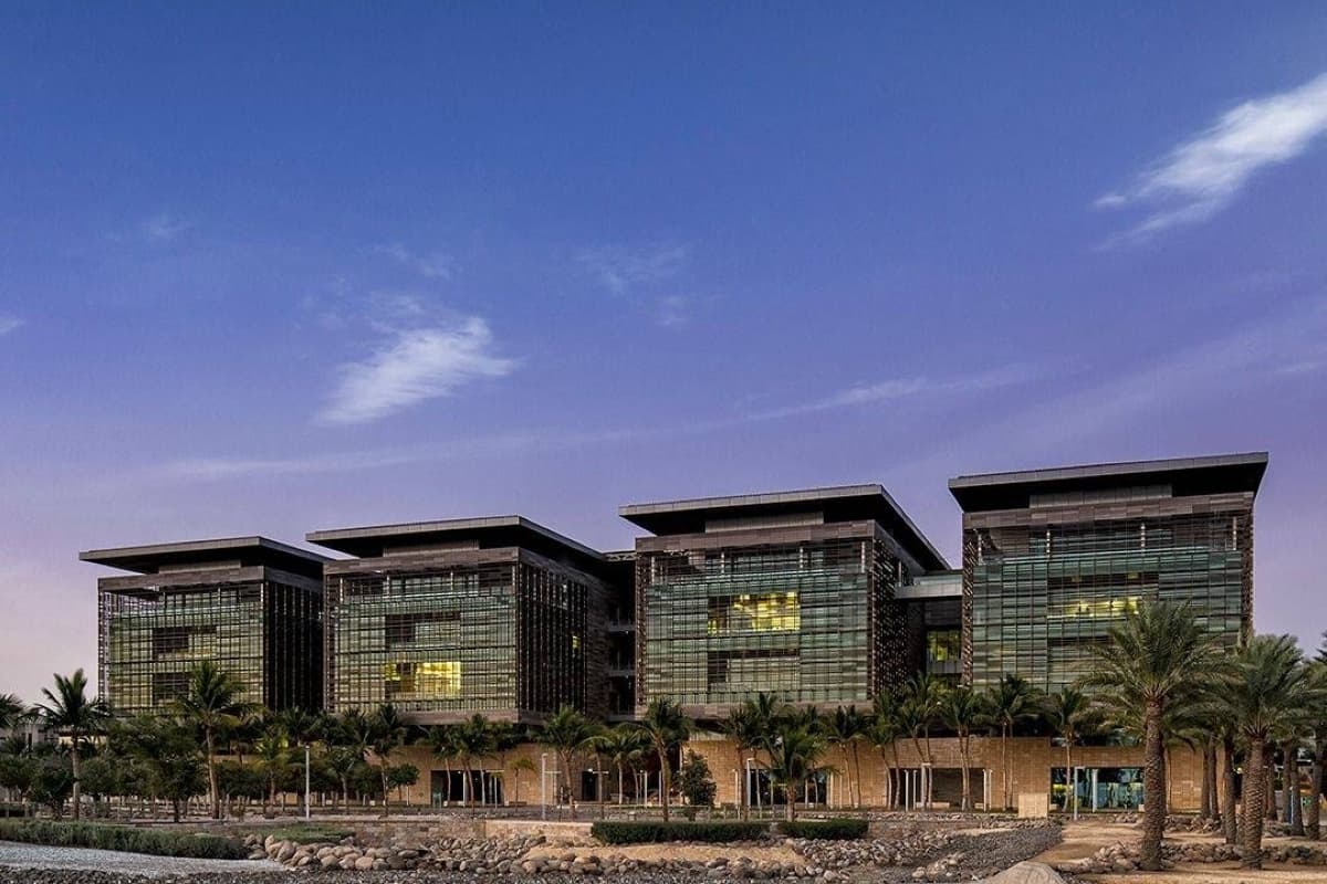 كاوست تعزز ريادة المملكة عالمياً في التأثير البحثي بإدراج 16 عالماً من منسوبيها ضمن قائمة "كلاريفيت" لعام 2025