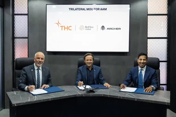 شركة الطائرات المروحية و«البحر الأحمر الدولية» و«آرتشر» تطلق النقل الجوي بطائرات كهربائية عمودية