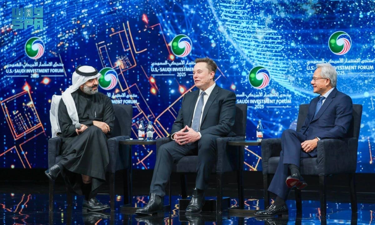 إيلون ماسك وجينسن هووانغ يعلنان عن مشروعات حوسبة متقدمة