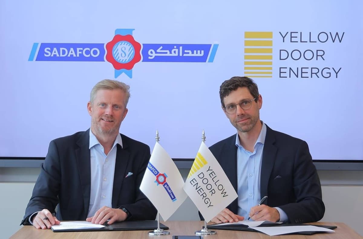 سدافكو تتعاون مع Yellow Door Energy لتوفير الطاقة الشمسية لسبعة من مرافقها