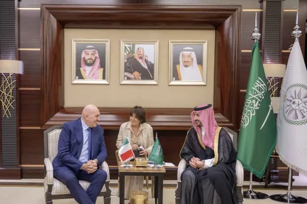السعودية وإيطاليا تبحثان تطوير الشراكة الدفاعية